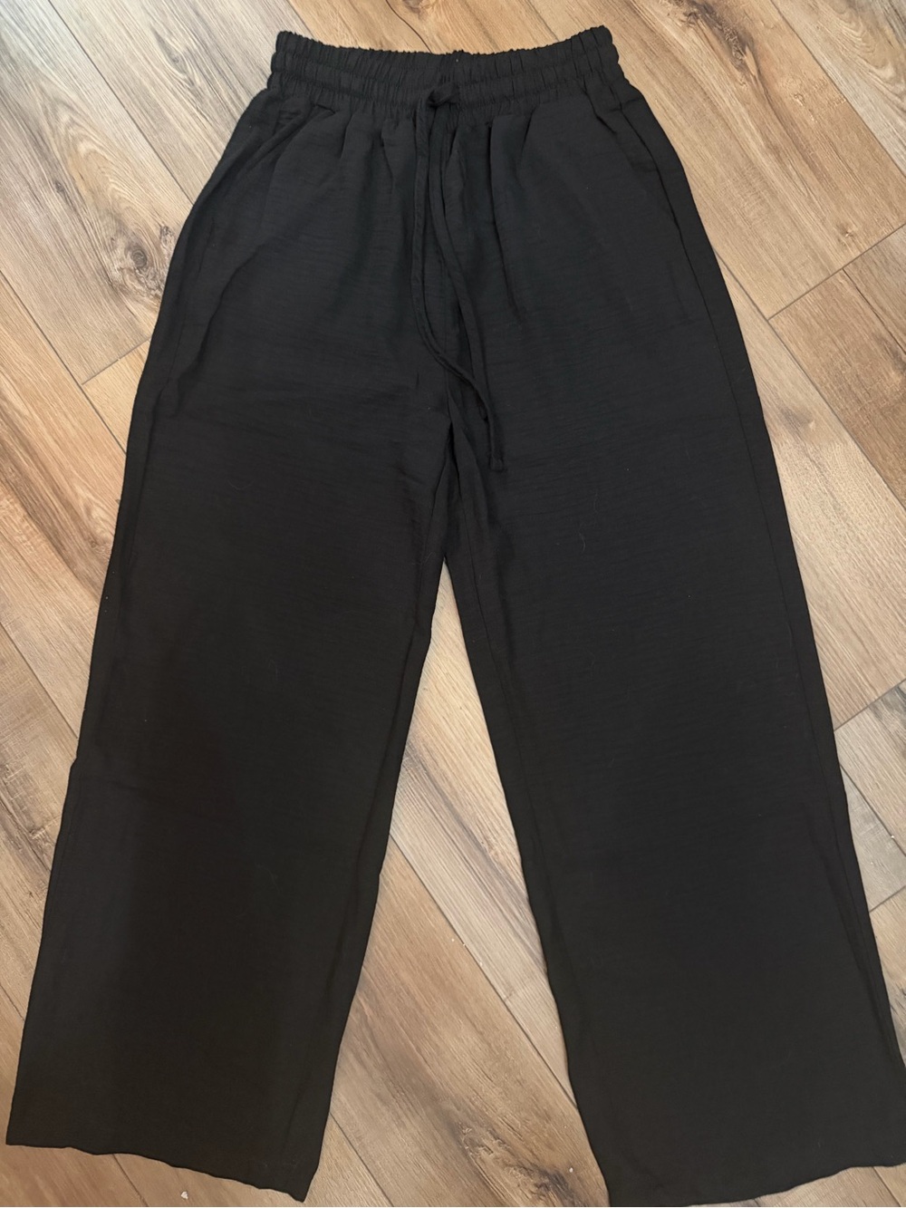 Zenana Outfitters Black Relaxed Drawstring Wide Leg Flowy Pants